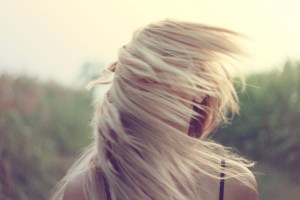 blonde-girl-hairs